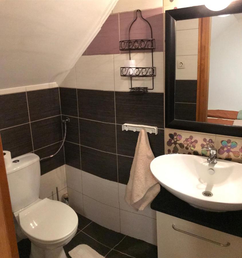 Pitypang Apartman Jula Exterior foto